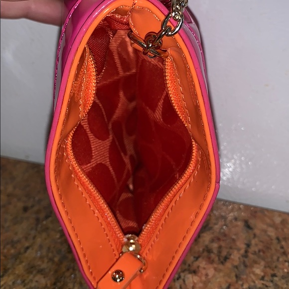 Kate Spade NEW hot pink card case - Picture 2 of 3